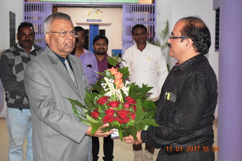 IPS  Officer Shri. Prabhat Ranjan visited the Institute