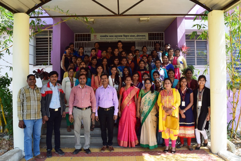 Womens College of Home Science And BCA, Loni Visited the Institute.